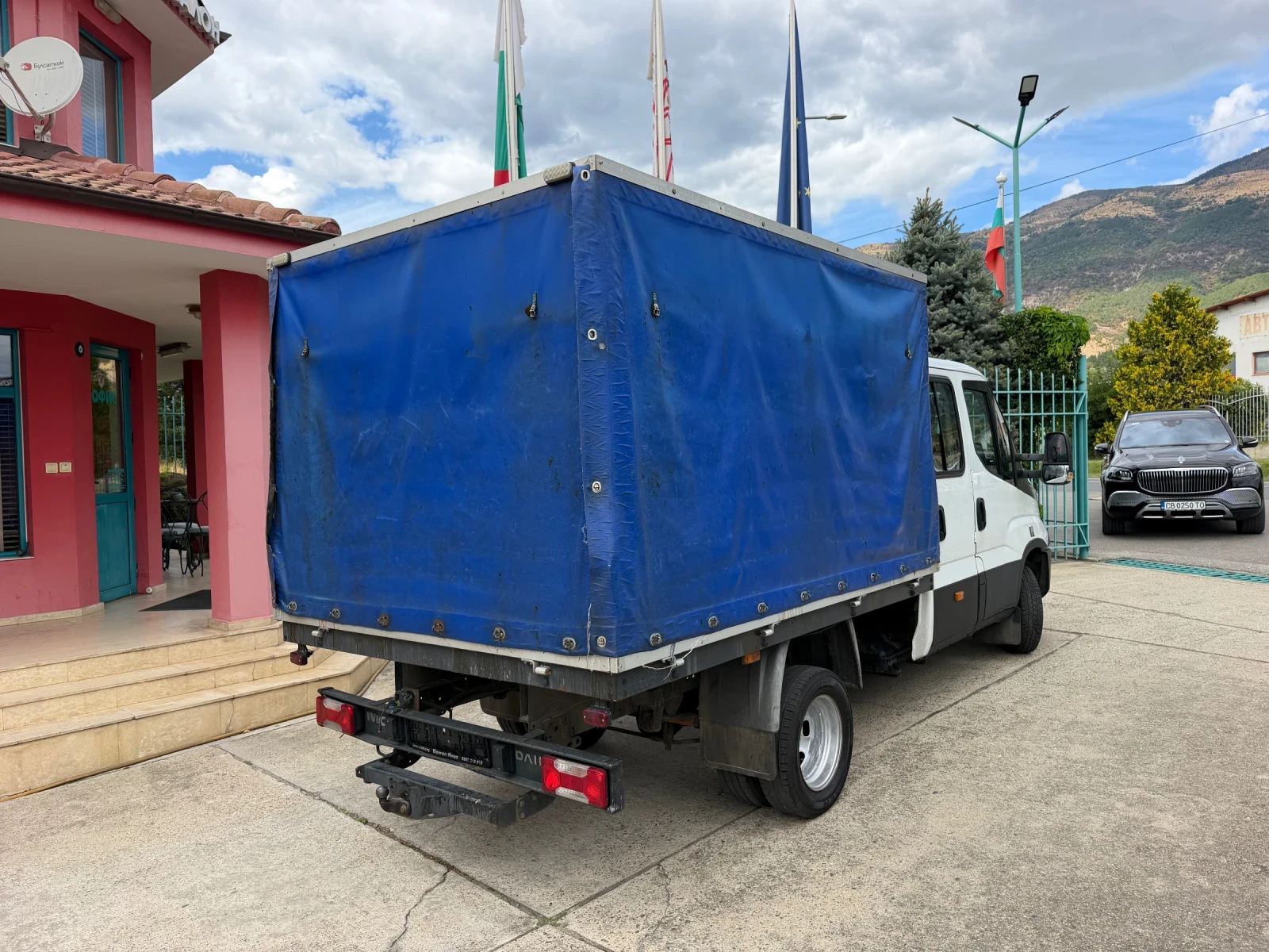 Iveco Daily 3.0HPI* 35C15* Климатик* 7 места, снимка 10 - Бусове и автобуси - 56083161