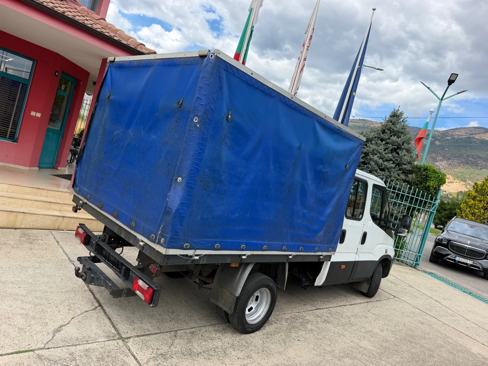 Iveco Daily 3.0HPI* 35C15* Климатик* 7 места, снимка 9 - Бусове и автобуси - 56083161