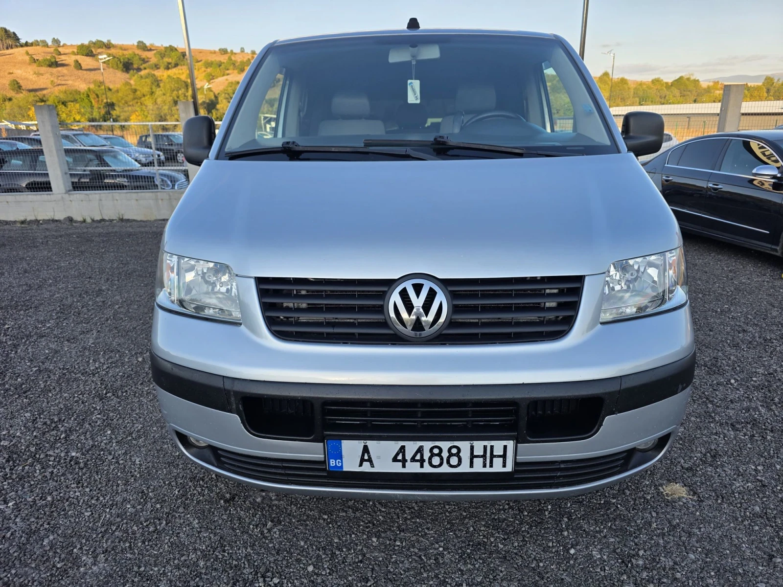 VW Transporter 2.5tdi/131k.s. 8+ 1, снимка 2 - Бусове и автобуси - 56305677