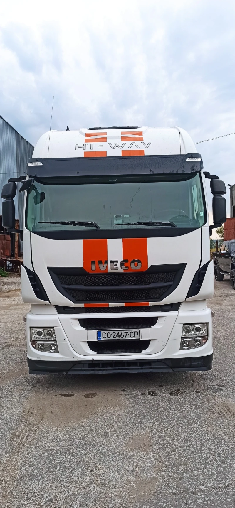 Iveco Stralis ЛИЗИНГ ПЕРФЕКТЕН НА МАЛКО КМ., снимка 8 - Камиони - 46933681