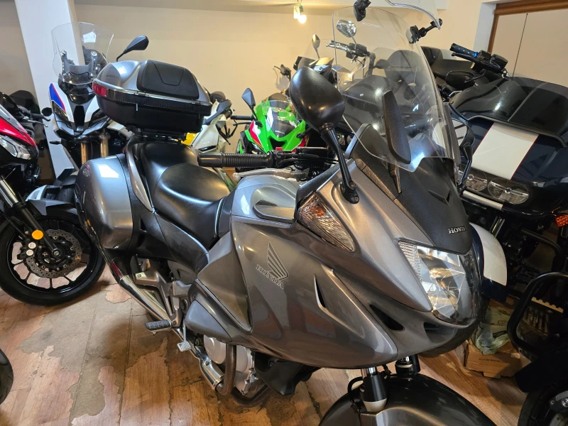 Honda Deauville 700i, снимка 3 - Мотоциклети и мототехника - 52770714