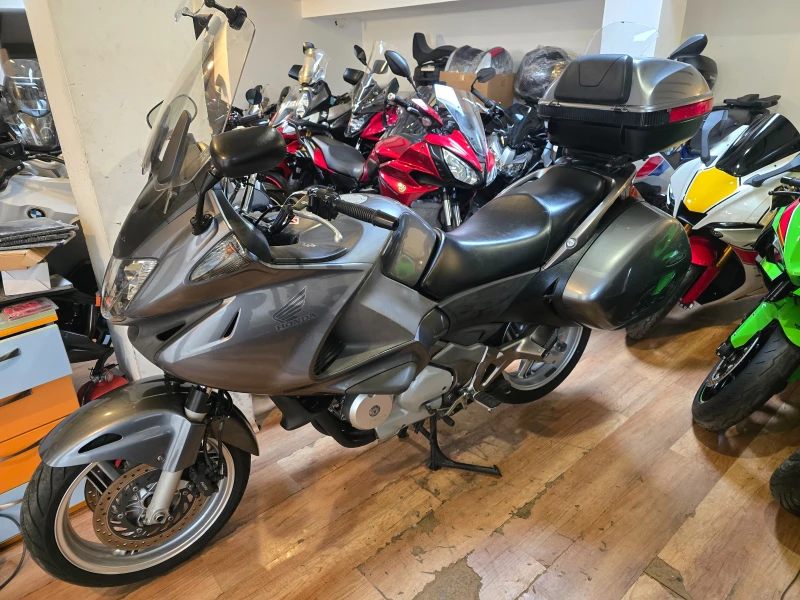 Honda Deauville 700i, снимка 2 - Мотоциклети и мототехника - 52770714