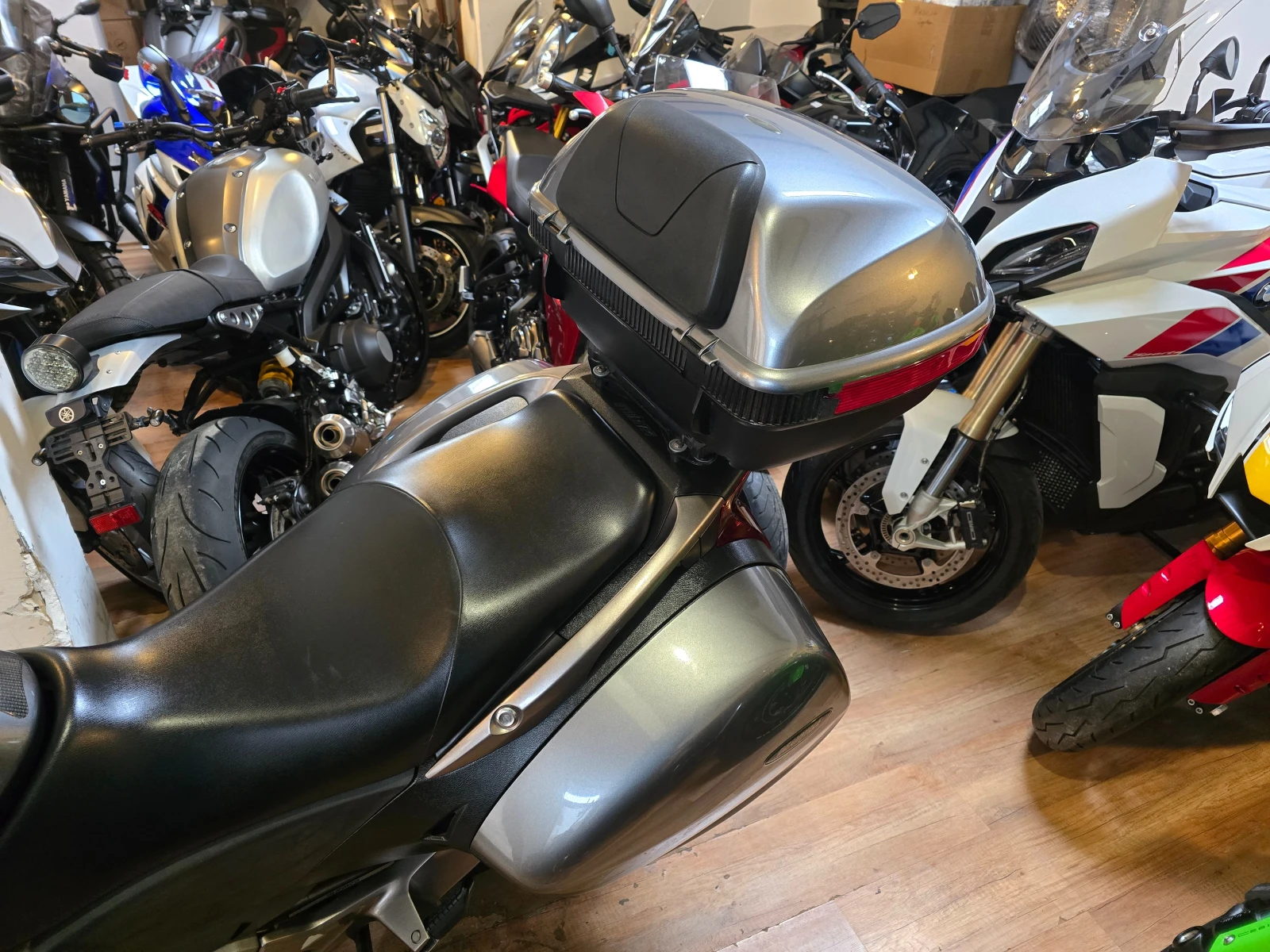 Honda Deauville 700i - изображение 10