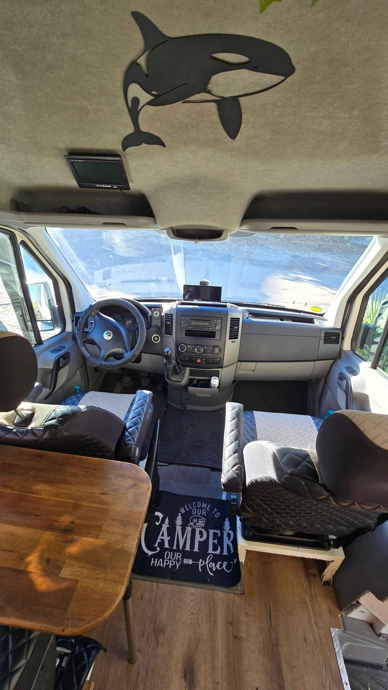 Кемпер VW CRAFTER, снимка 2 - Каравани и кемпери - 56544513