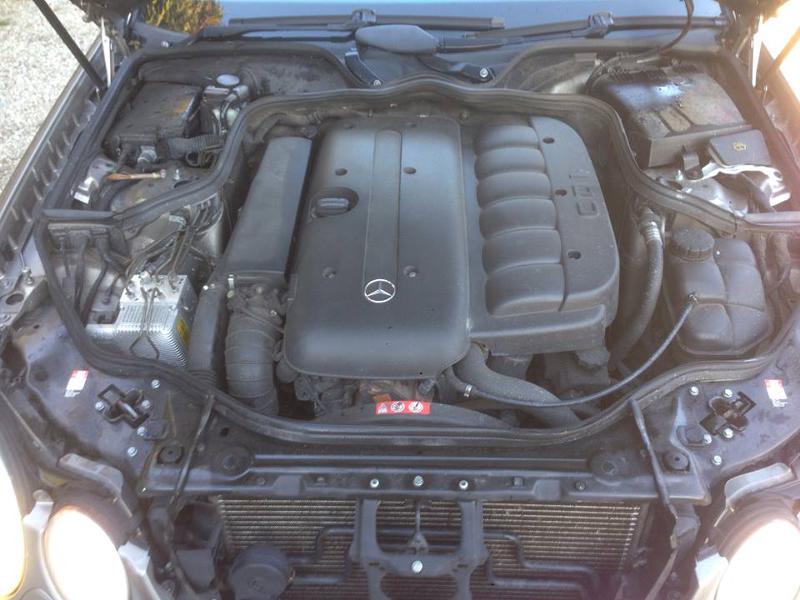Двигател за Mercedes-Benz S 320, снимка 8 - Части - 13858738