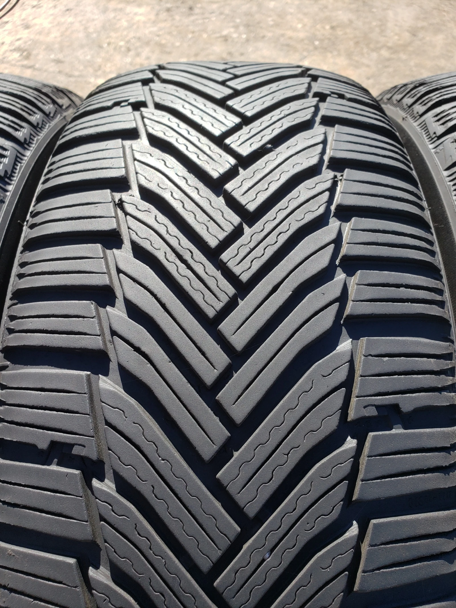Гуми Зимни 205/55R17