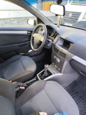 Opel Astra 1.7 CDTI + + TOP, снимка 11