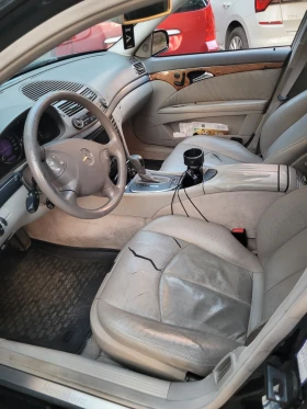 Mercedes-Benz E 320 FULL, снимка 9