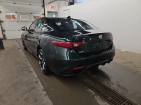 Alfa Romeo Giulia TI SPORT/AWD/Distronic/Шибедах, снимка 4