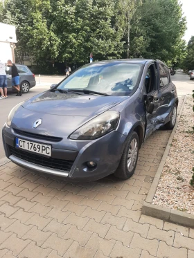 Обява за продажба на Renault Clio ~3 000 лв. - изображение 1