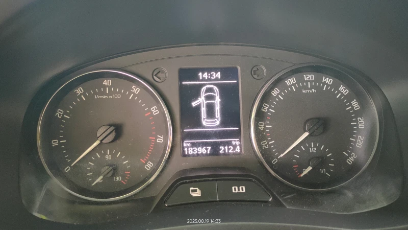 Skoda Roomster 1.2 htp, снимка 8 - Автомобили и джипове - 48026466