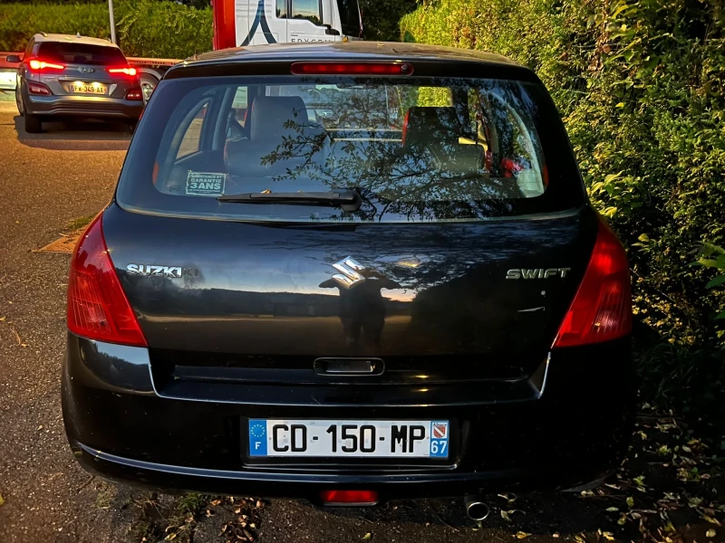 Suzuki Swift 1, 3 DDIS, снимка 4 - Автомобили и джипове - 47476395