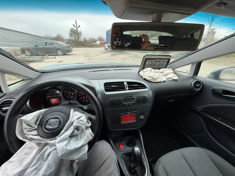 Seat Leon 1.6i bse ръчка, снимка 16 - Автомобили и джипове - 48035994