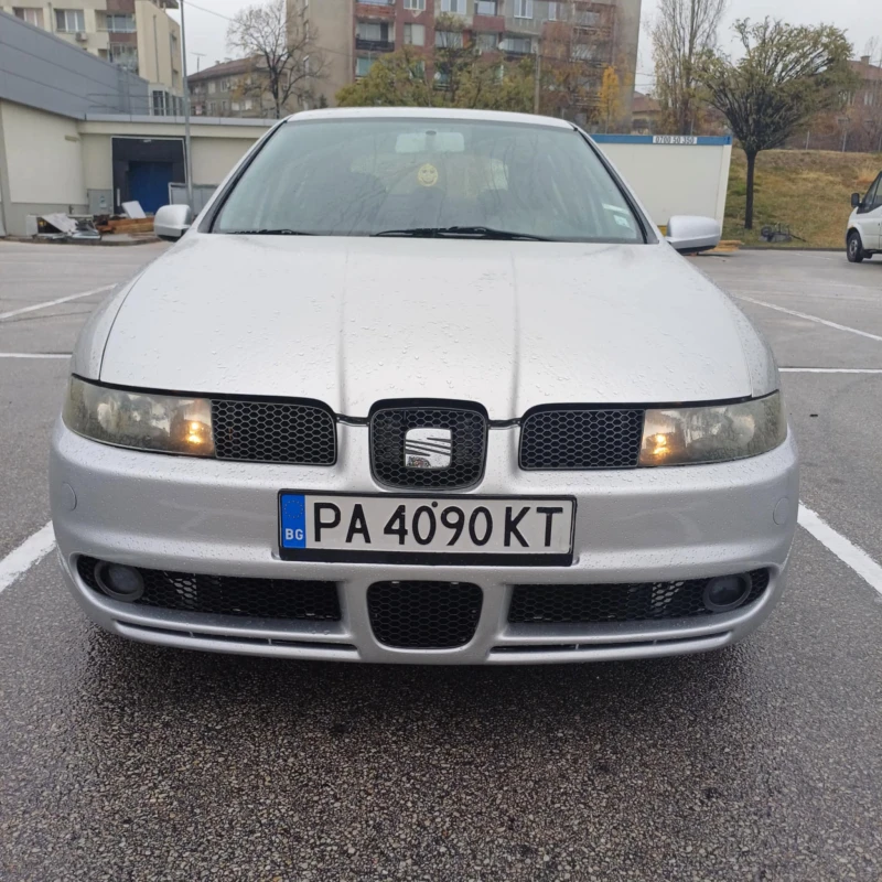 Seat Leon, снимка 1 - Автомобили и джипове - 48168765