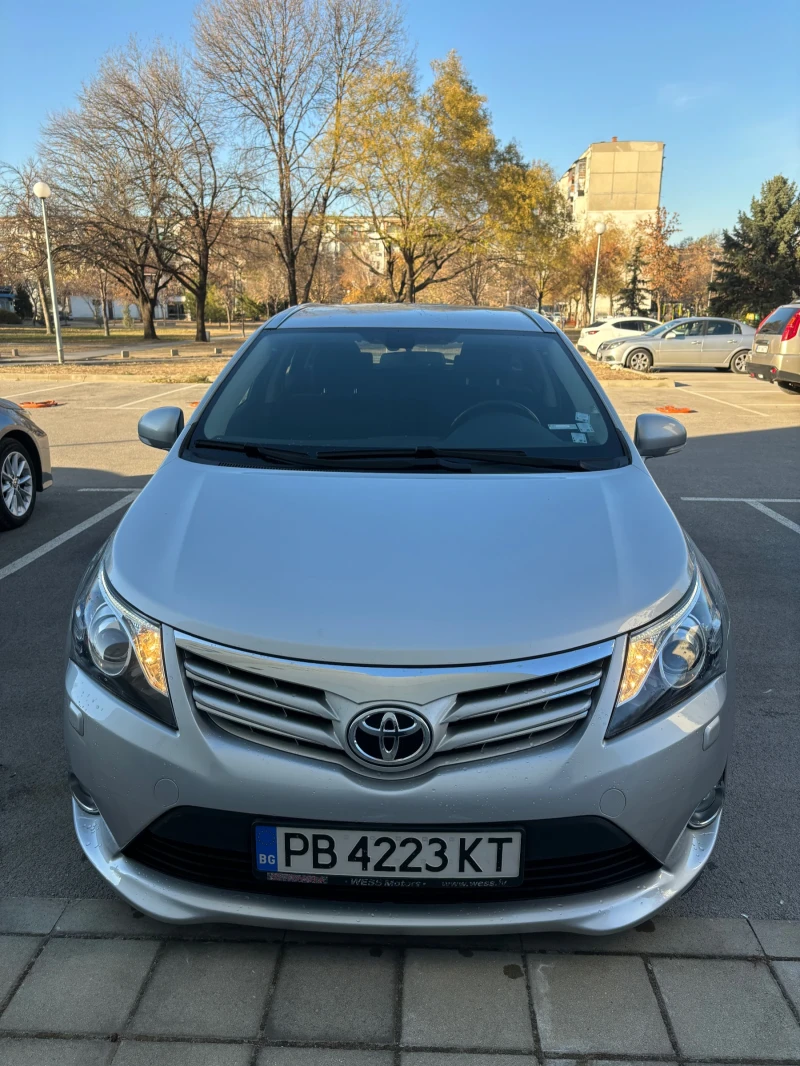 Toyota Avensis 1.8 i, снимка 3 - Автомобили и джипове - 48169188