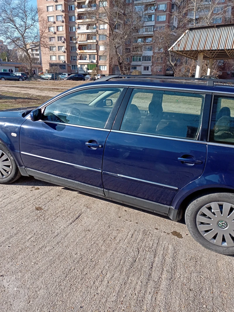 VW Passat  2, 0i, снимка 3 - Автомобили и джипове - 48228836