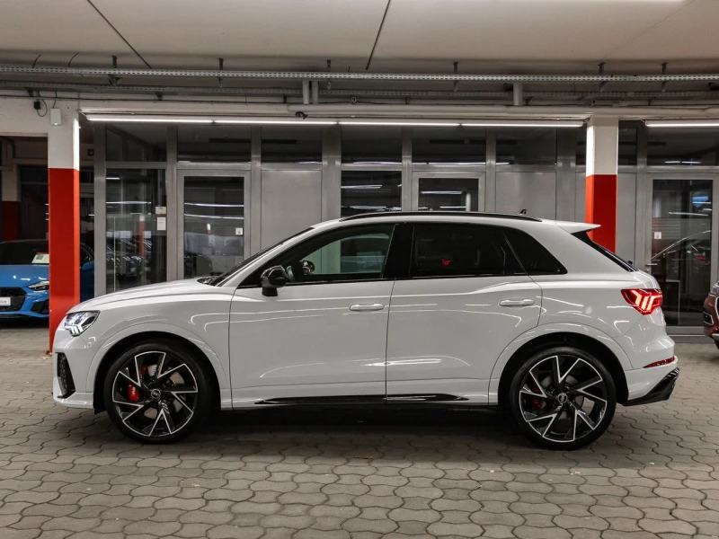 Audi RSQ3 2.5TFSI/QUATTRO/BLACK OPTIC/SONOS/S-SEATS/CAMERA/ , снимка 4 - Автомобили и джипове - 48699732