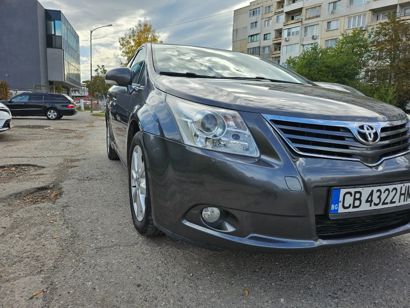 Toyota Avensis 2.0 D-4D 126к.с, снимка 2 - Автомобили и джипове - 48838353