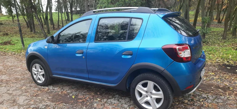 Dacia Sandero Stepway - 1, 5 dCI 90, снимка 2 - Автомобили и джипове - 52413930