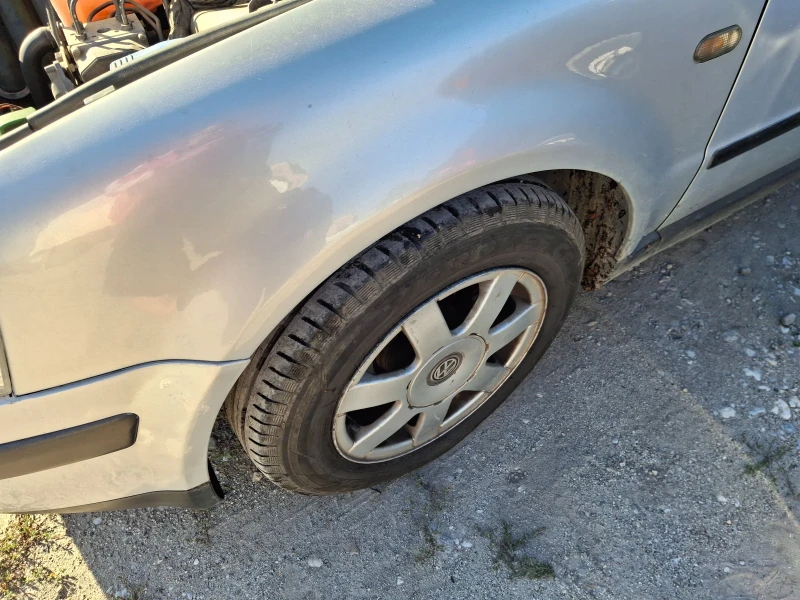 VW Passat, снимка 2 - Автомобили и джипове - 52635597