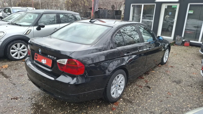 BMW 320 320d/Navi/Седан/163кс, снимка 6 - Автомобили и джипове - 52704963