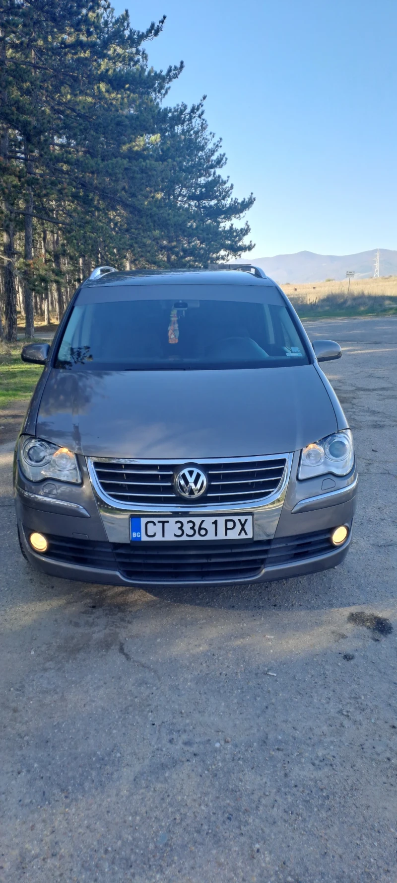 VW Touran 1.9 TD?, снимка 2 - Автомобили и джипове - 52952193