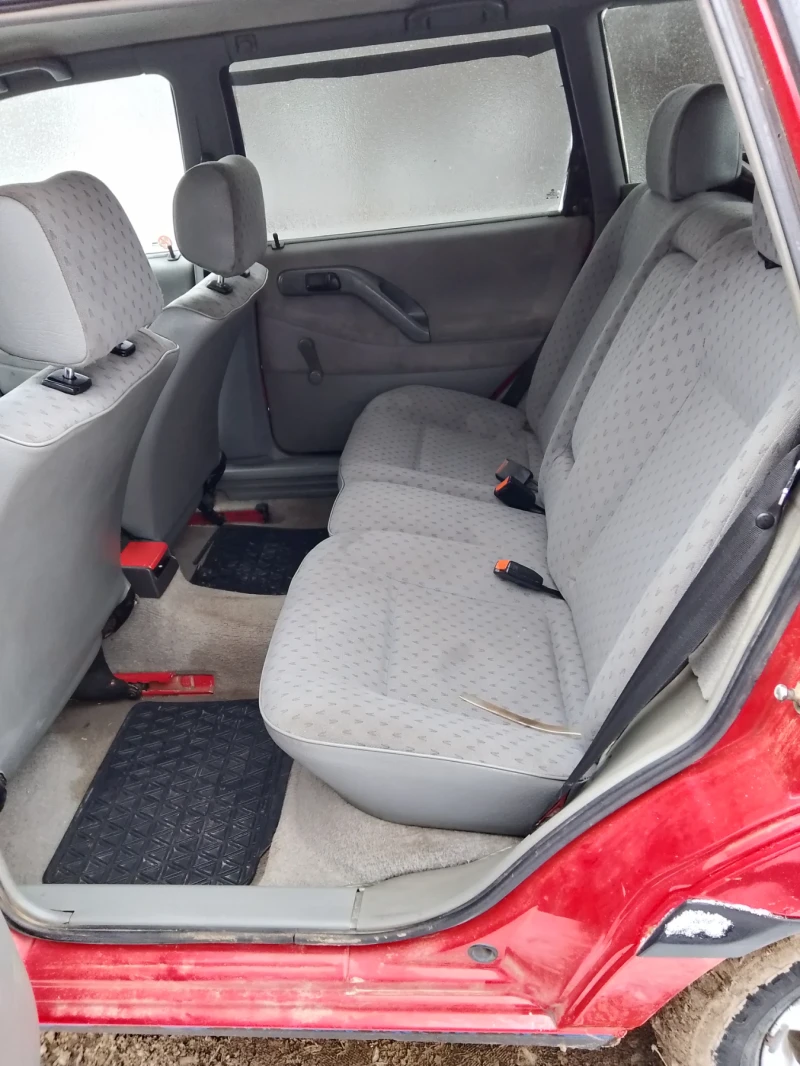 VW Passat TDi, снимка 14 - Автомобили и джипове - 53488764