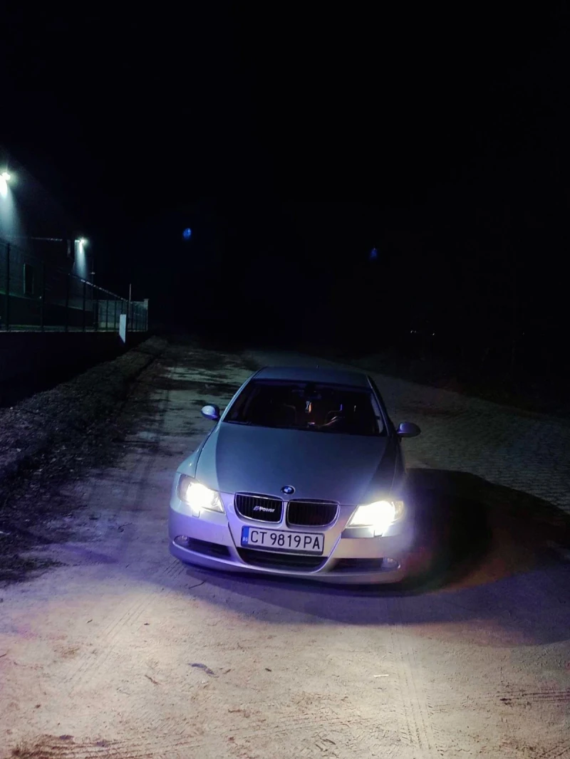 BMW 320, снимка 2 - Автомобили и джипове - 53488801