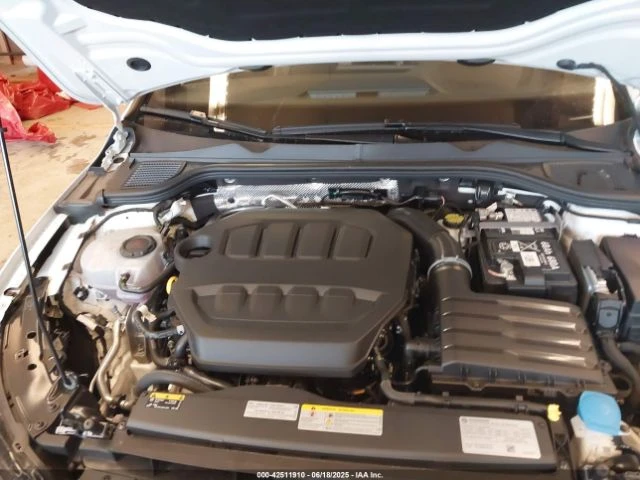 VW Golf GTI 2.0T 380 SE | Mobile.bg   16