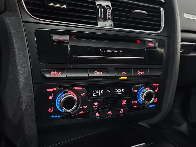 Audi A5 2.0 TDI Quattro, снимка 17 - Автомобили и джипове - 54145943