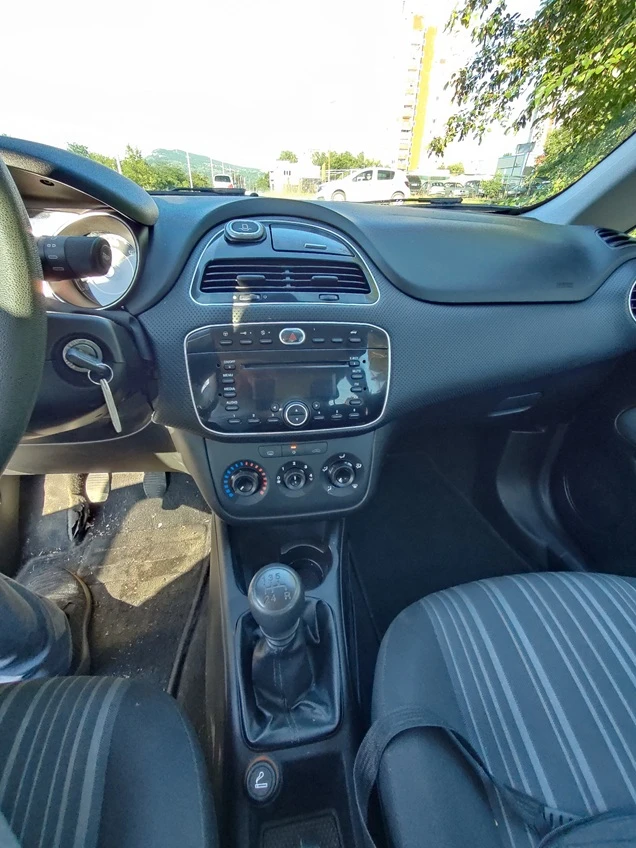 Fiat Punto 1.2 i, снимка 10 - Автомобили и джипове - 55496430