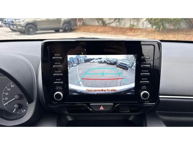 Toyota Yaris 1.5HSD ACTIVE, снимка 15 - Автомобили и джипове - 56494829