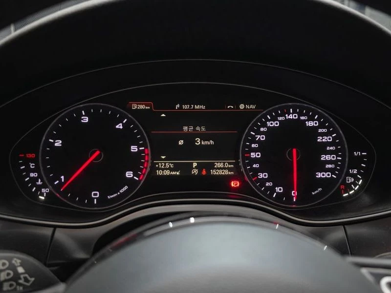 Audi A7 CGQ, снимка 8 - Автомобили и джипове - 56583984
