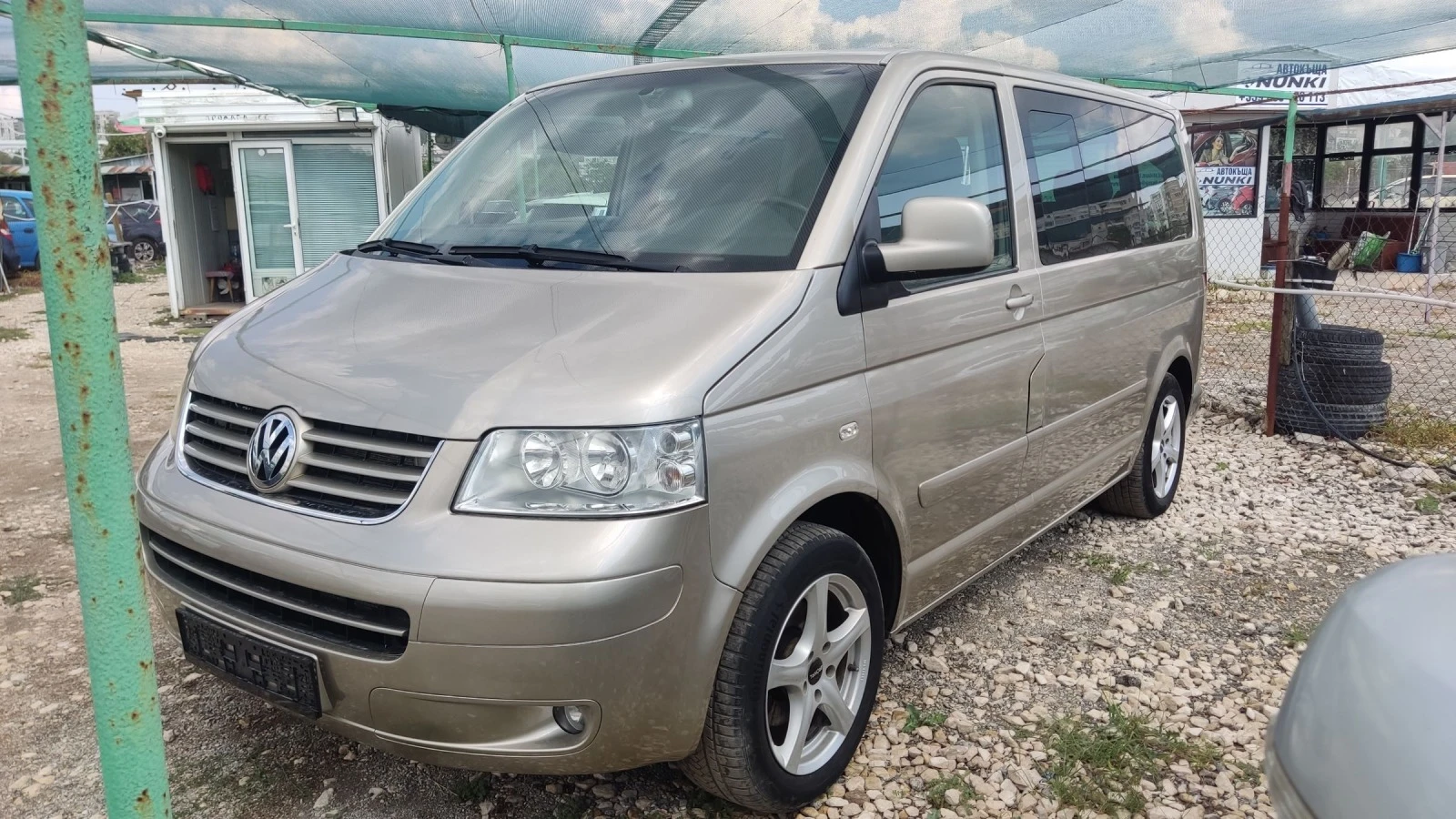 VW Multivan 2.5TDI 4x4 - изображение 2