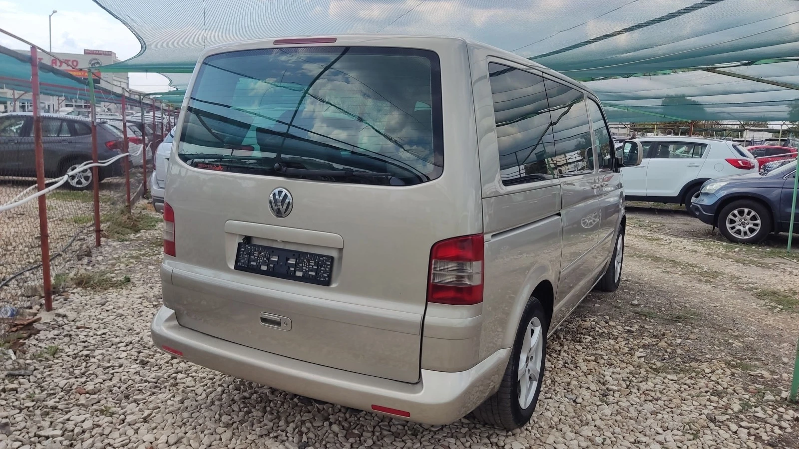 VW Multivan 2.5TDI 4x4 - изображение 3