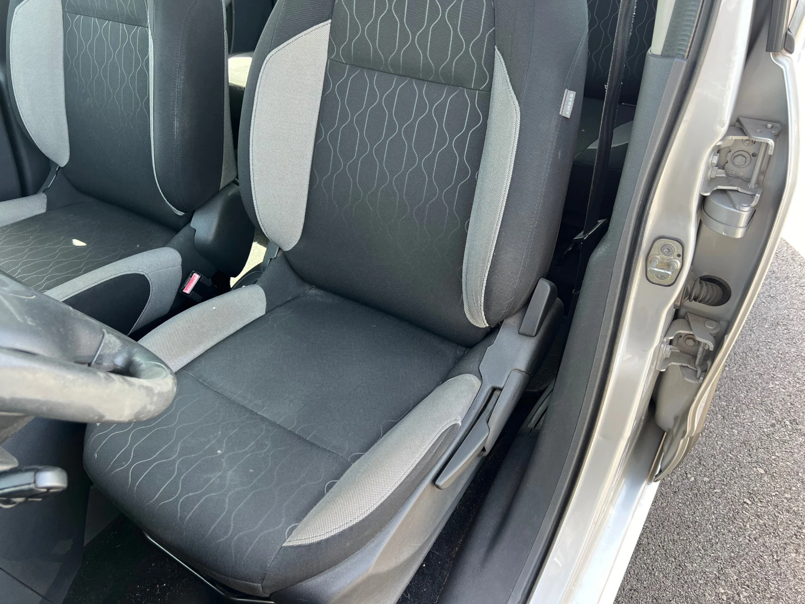 Citroen C3 Picasso 1.6 HDI, снимка 9 - Автомобили и джипове - 56699450