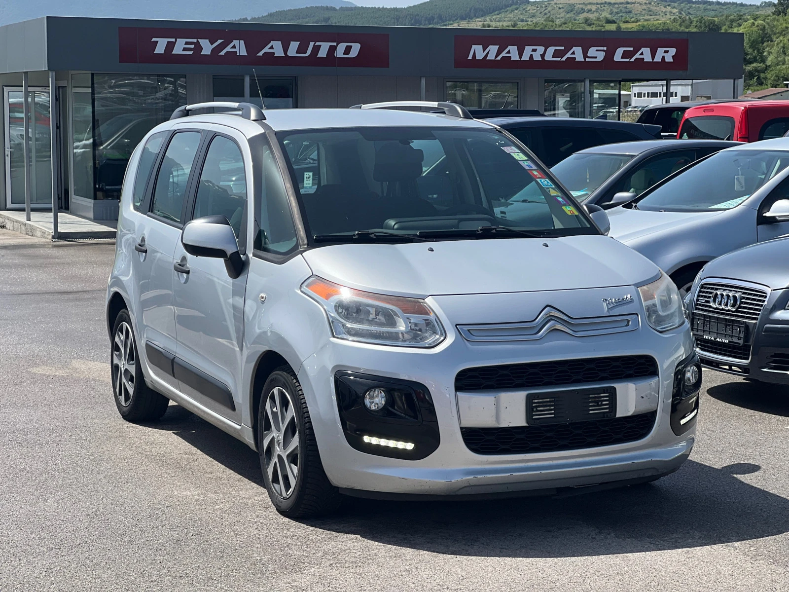 Citroen C3 Picasso 1.6 HDI, снимка 3 - Автомобили и джипове - 56699450