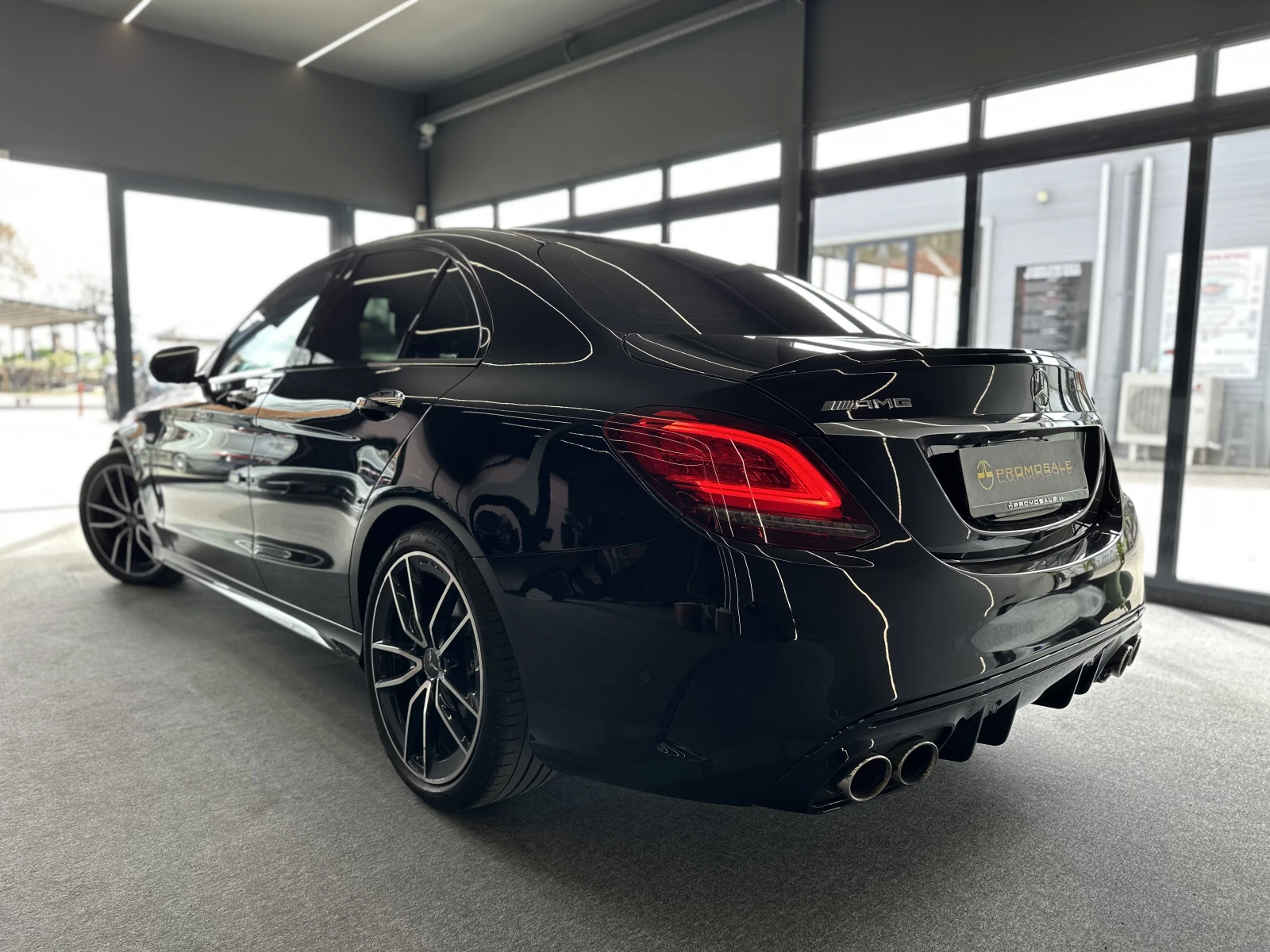 Mercedes-Benz C 43 AMG 4matic* Black Edition* Pano* Alcantara* Лизинг - изображение 6