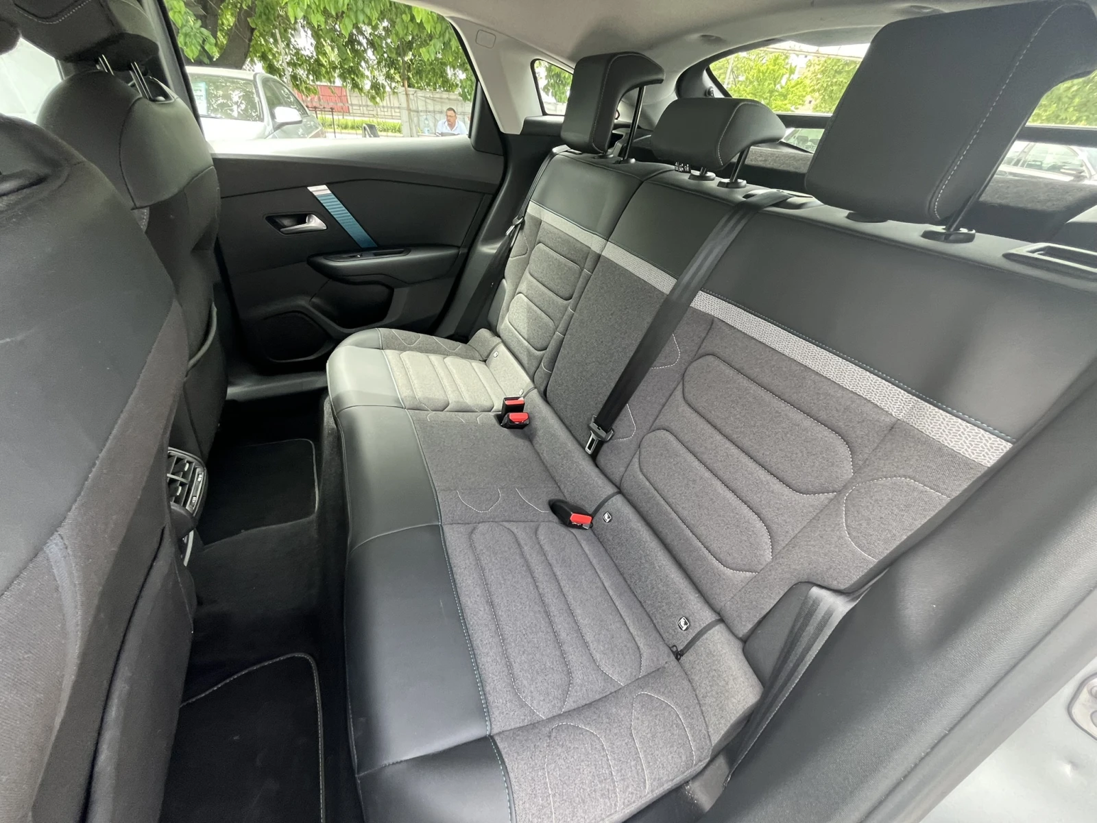 Citroen C4 E-C4 | Mobile.bg — изображение 13