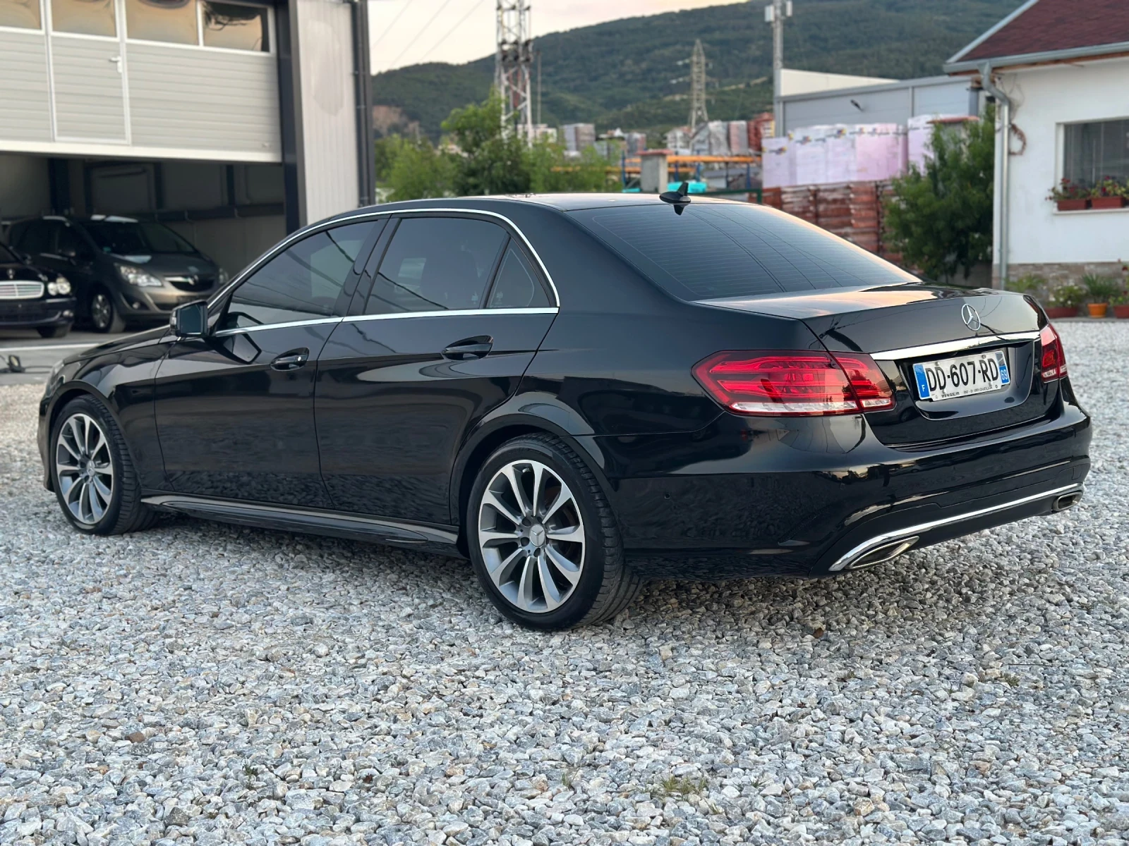 Mercedes-Benz E 220 ТОП !!! - изображение 5