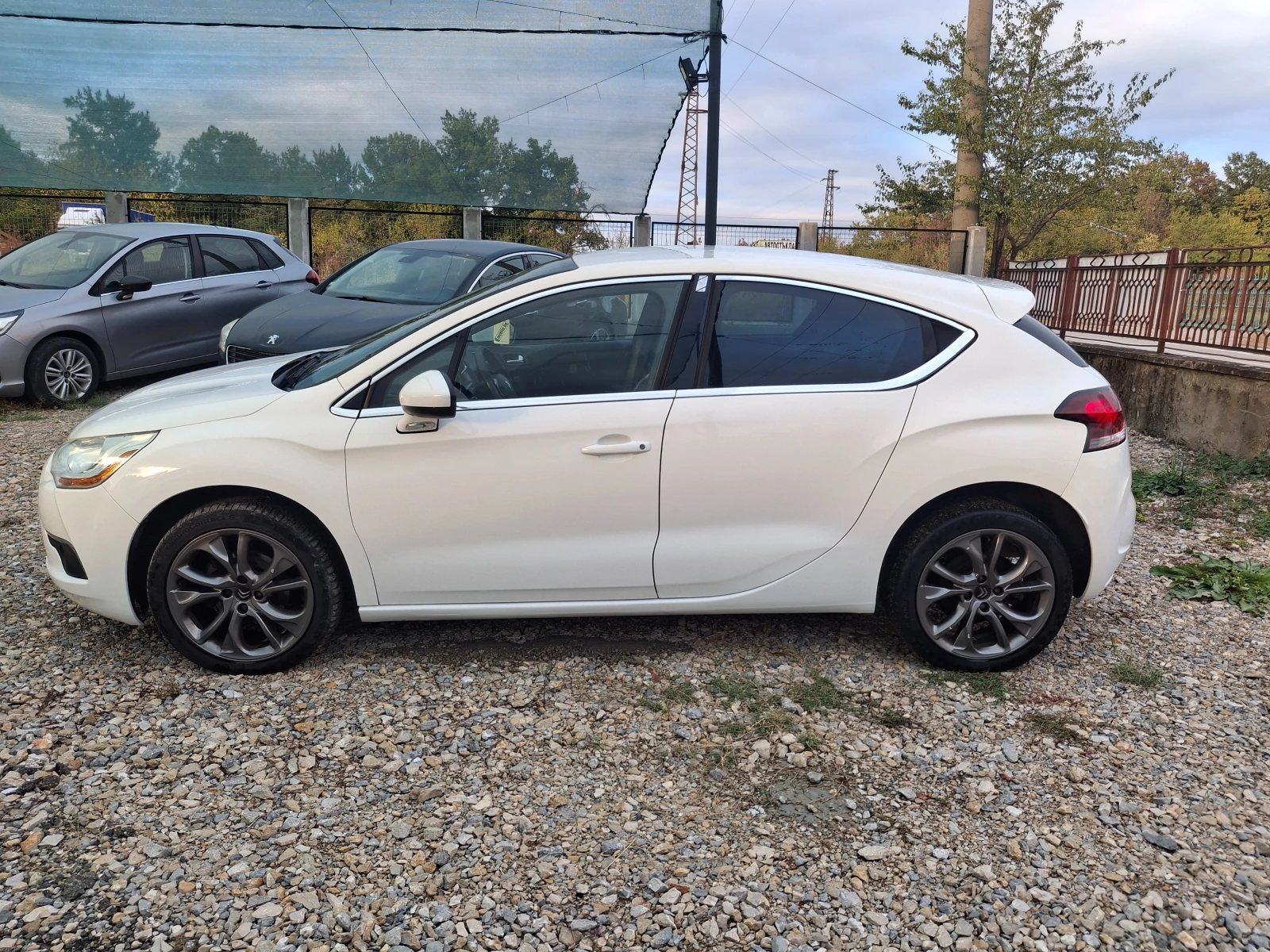 Citroen DS4 1.6HDI - изображение 7