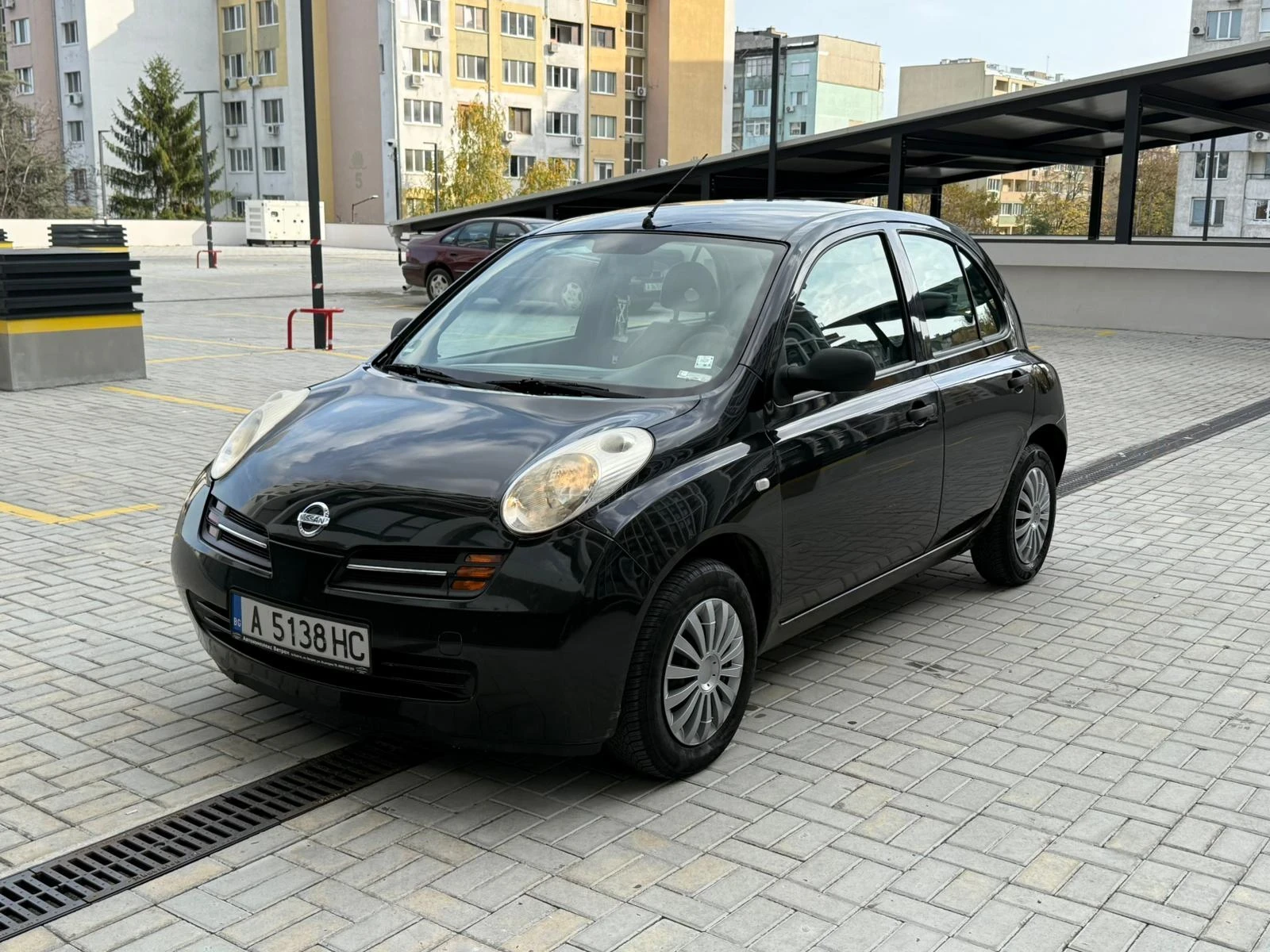 Nissan Micra 1.3i - изображение 2