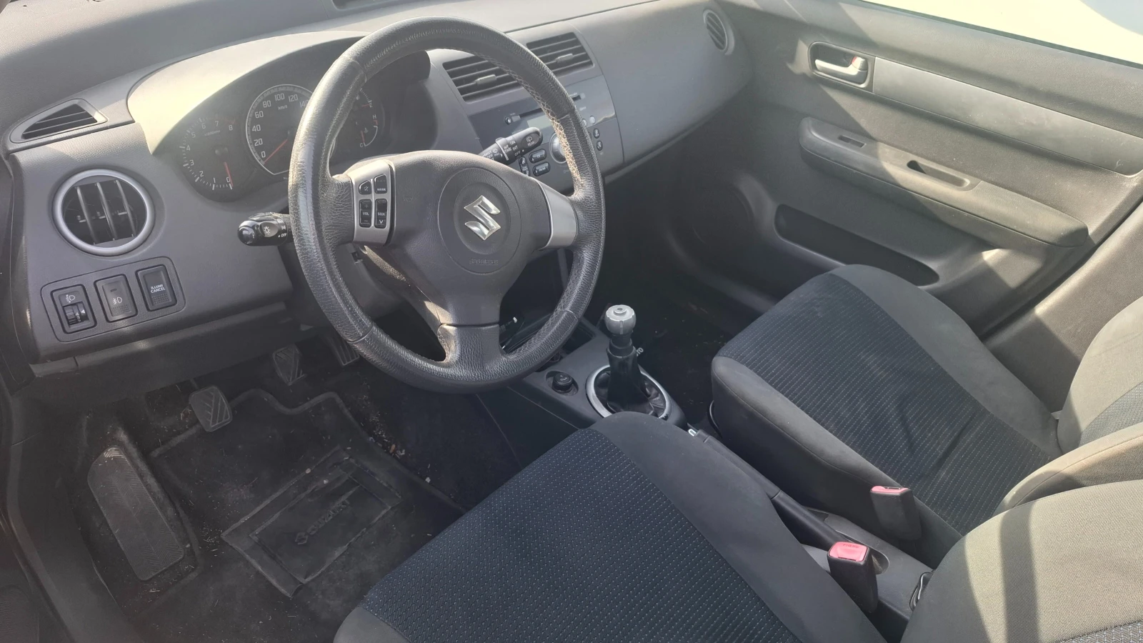 Suzuki Swift 1.3i ��� | Mobile.bg � ����������� 5