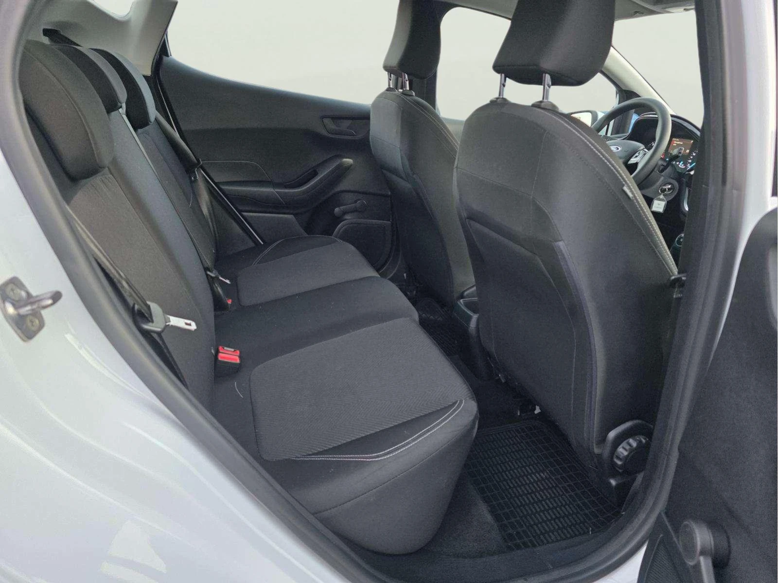 Ford Fiesta 1.1 | Mobile.bg � ����������� 10