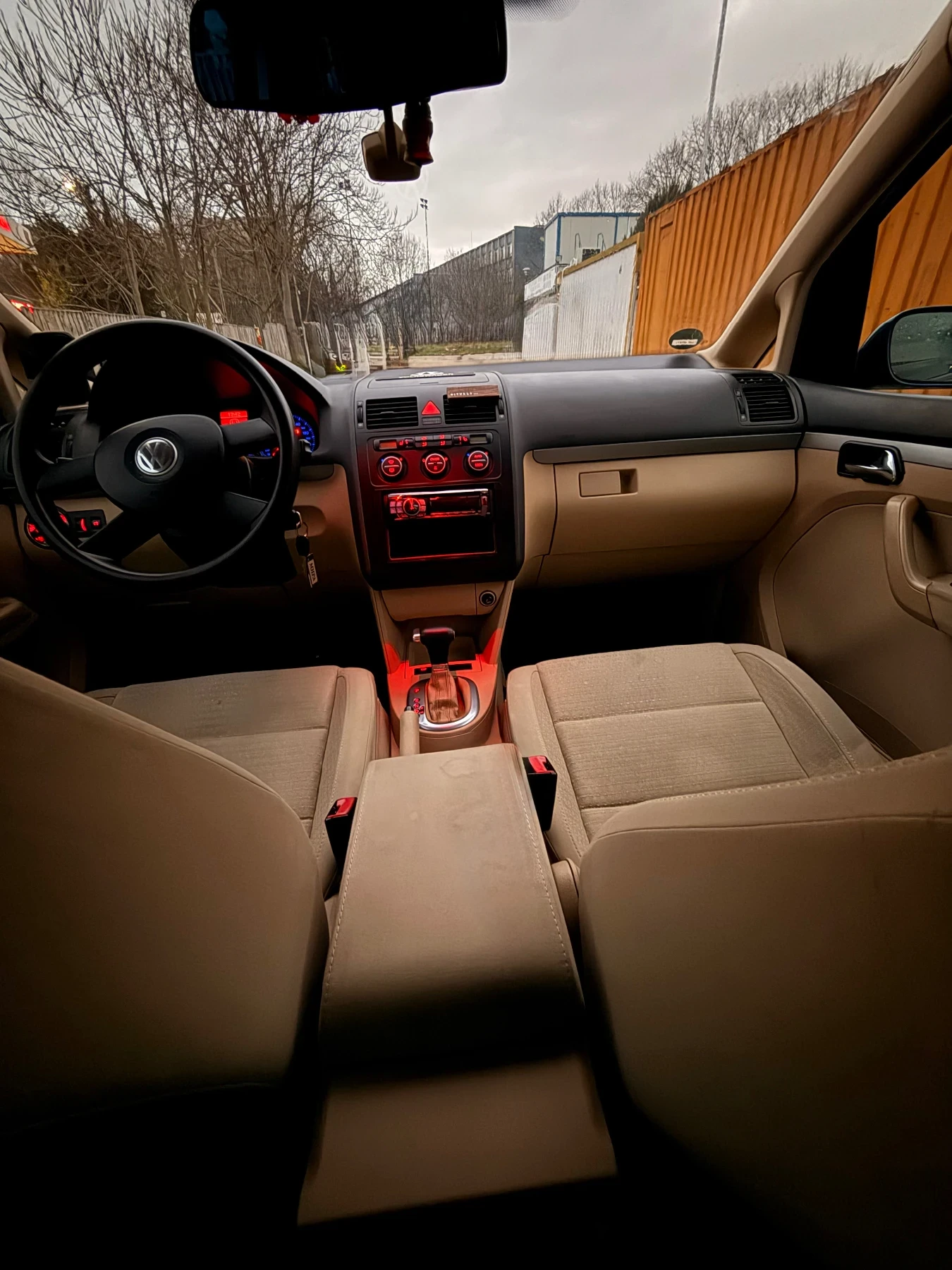 VW Touran  - изображение 4