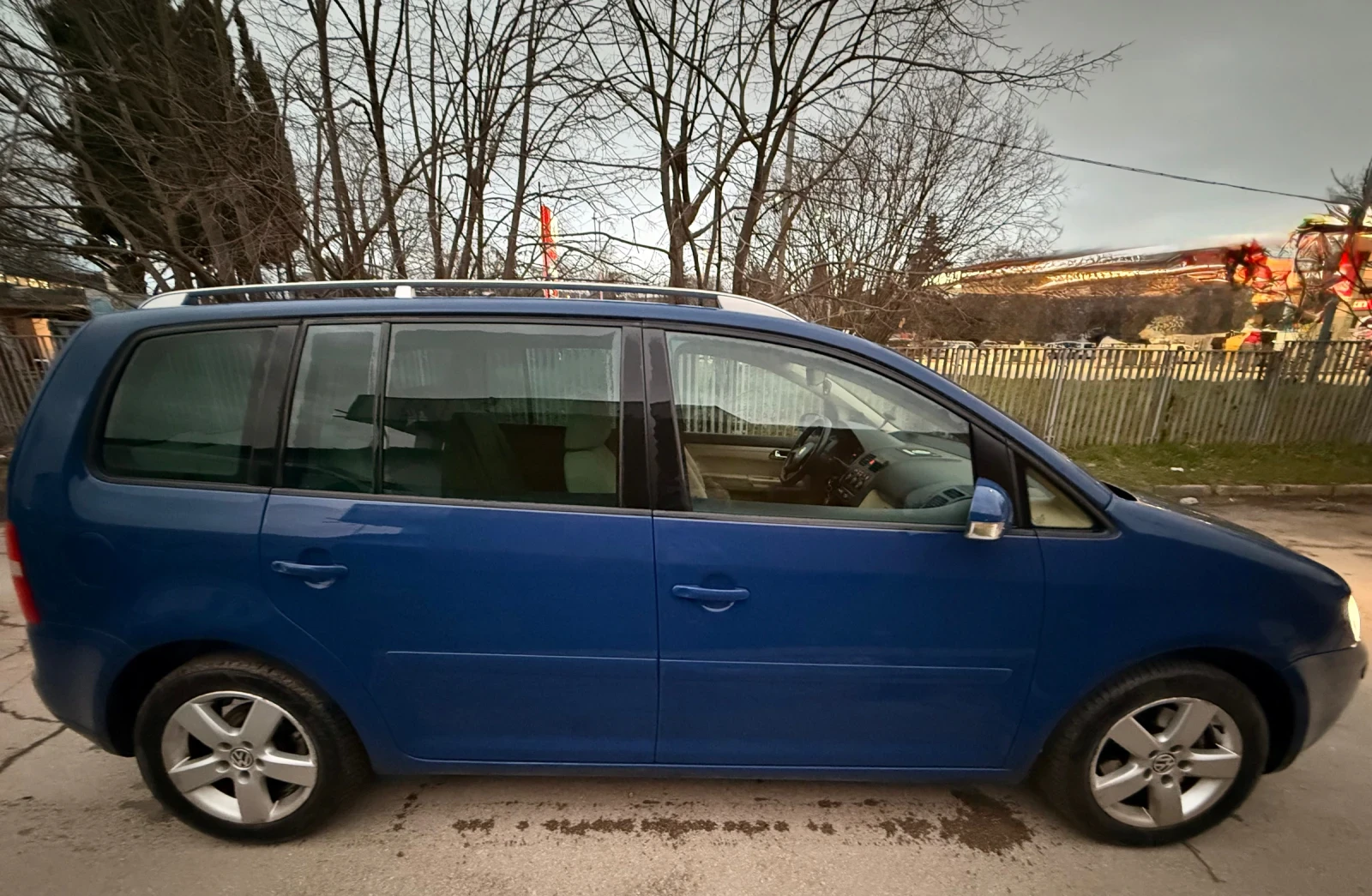 VW Touran  - изображение 2