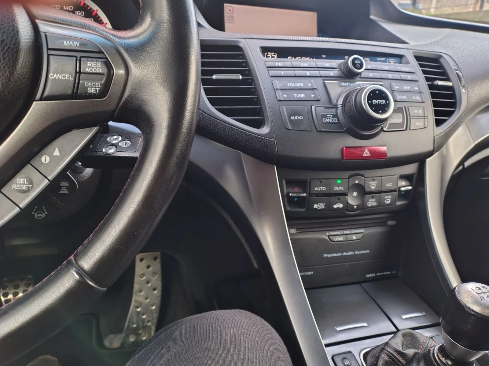 Honda Accord Нов внос Швейцария!Всички екстри фейслифт type s!, снимка 11 - Автомобили и джипове - 53838307