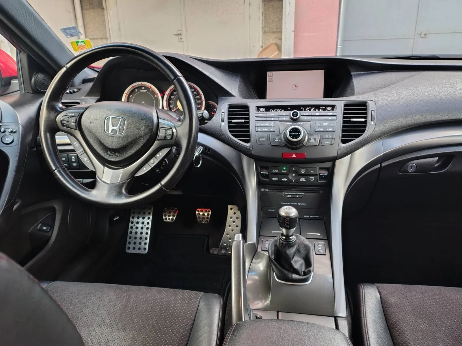 Honda Accord Нов внос Швейцария!Всички екстри фейслифт type s!, снимка 9 - Автомобили и джипове - 53838307