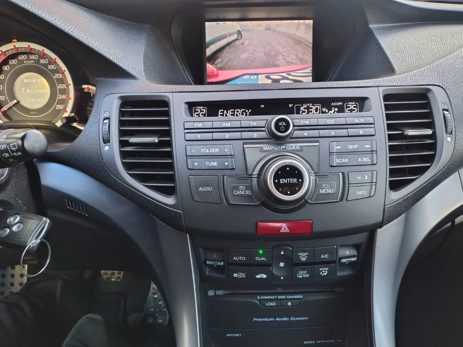 Honda Accord Нов внос Швейцария!Всички екстри фейслифт type s!, снимка 17 - Автомобили и джипове - 53838307