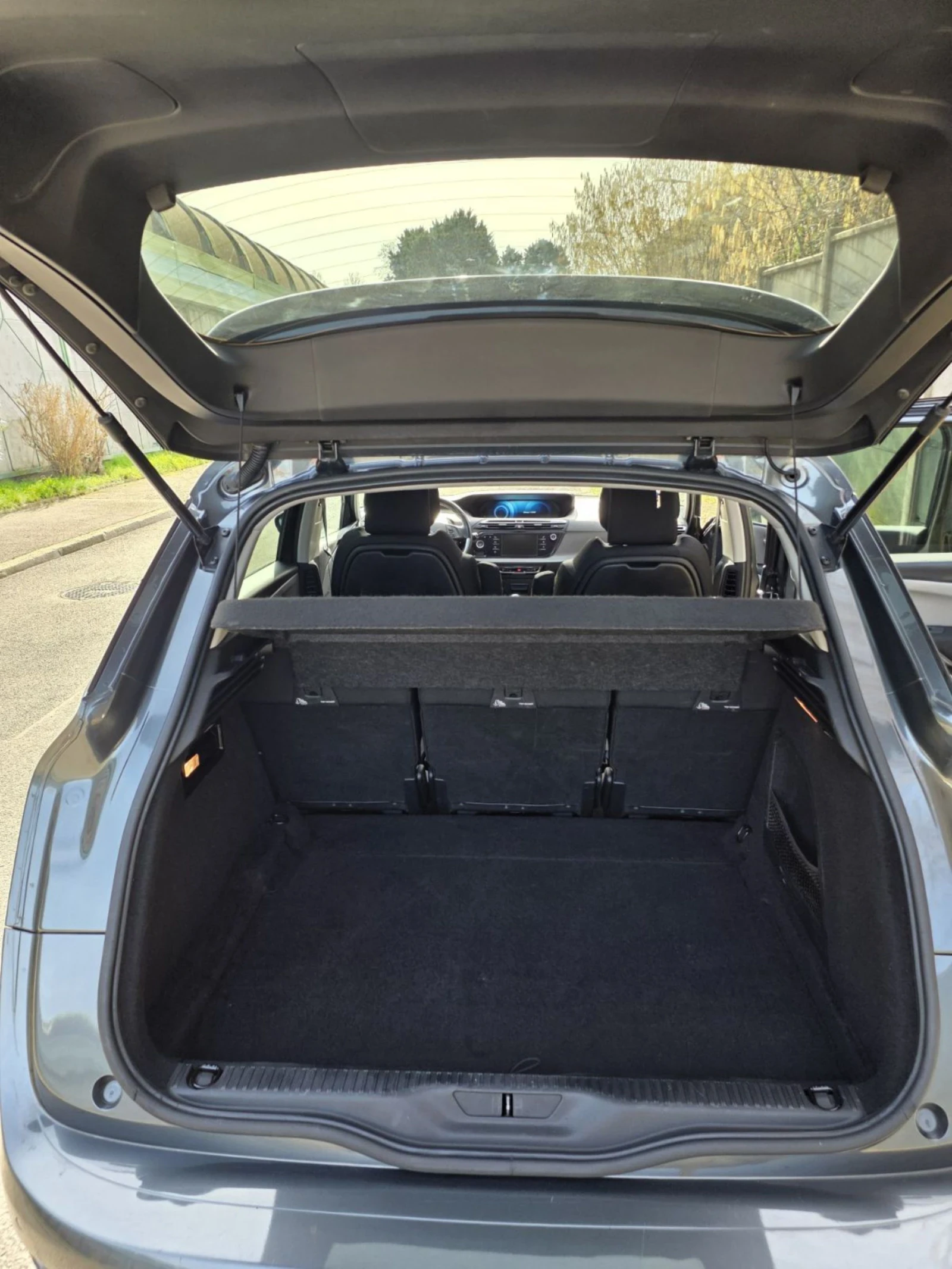 Citroen C4 Picasso  - изображение 10